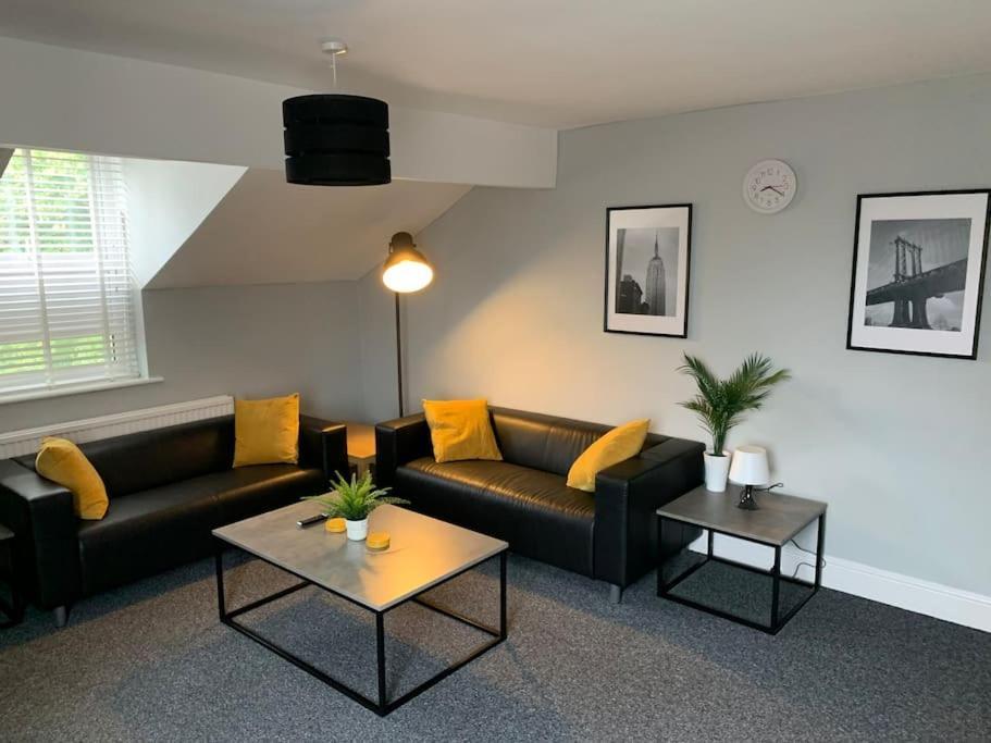 Fantastic Large 2 X Bedroom Flat, Free Parking Sale Extérieur photo