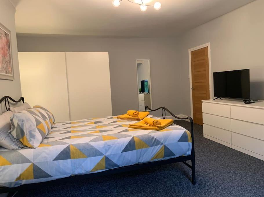 Fantastic Large 2 X Bedroom Flat, Free Parking Sale Extérieur photo